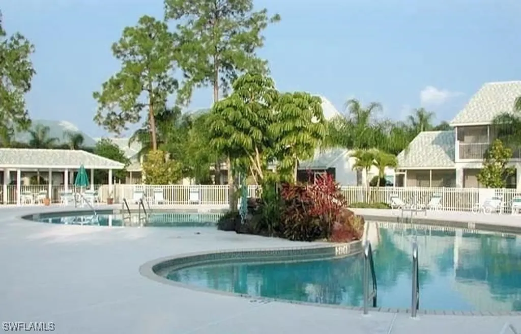960 Partridge Circle Naples FL 34104