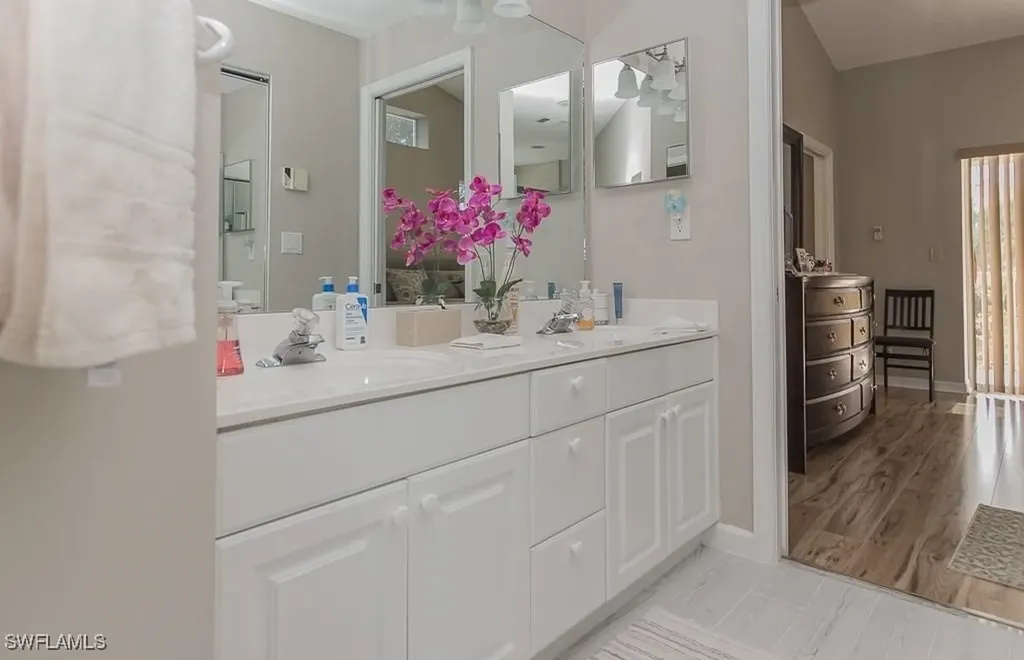 960 Partridge Circle Naples FL 34104