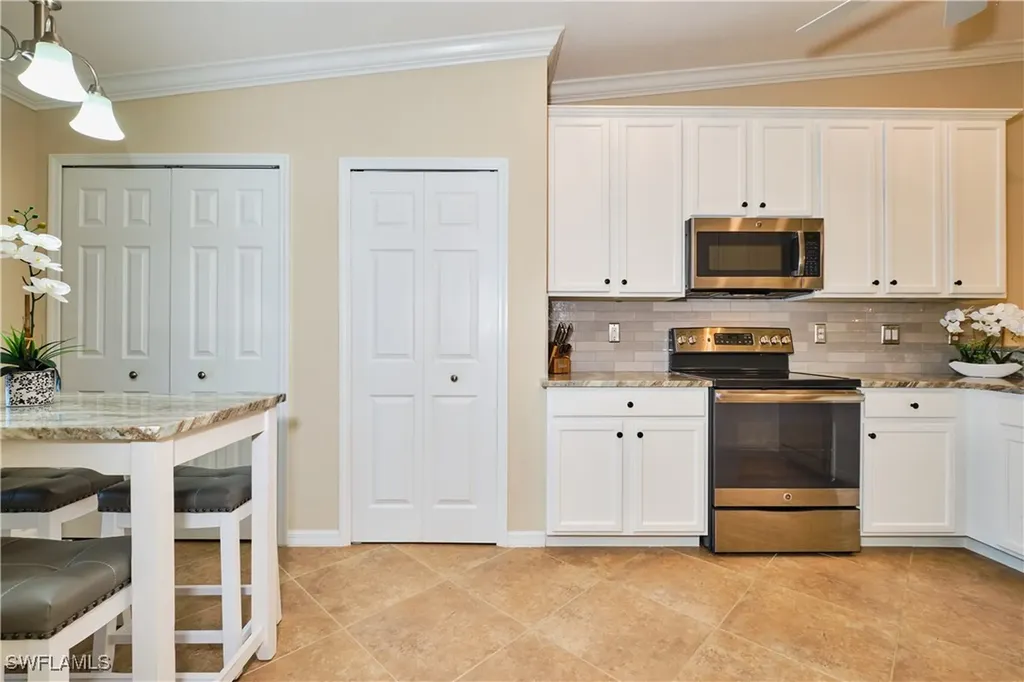 28051 Bridgetown Court Bonita Springs FL 34135