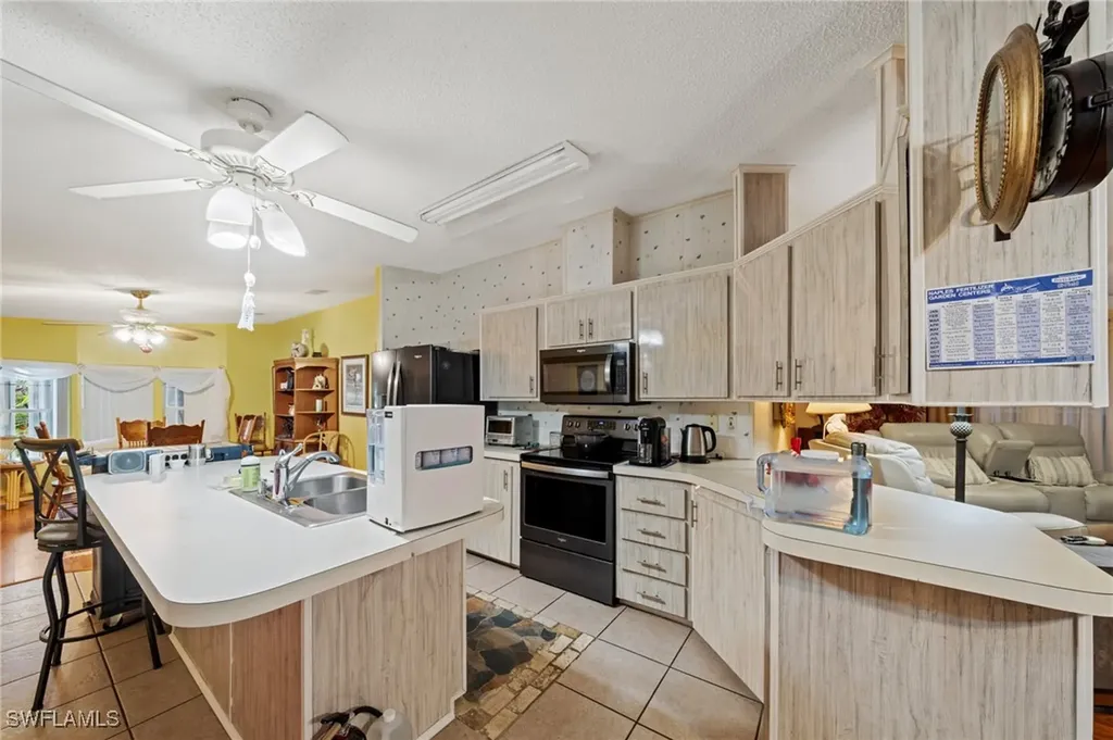 919 Manatee Road Naples FL 34114