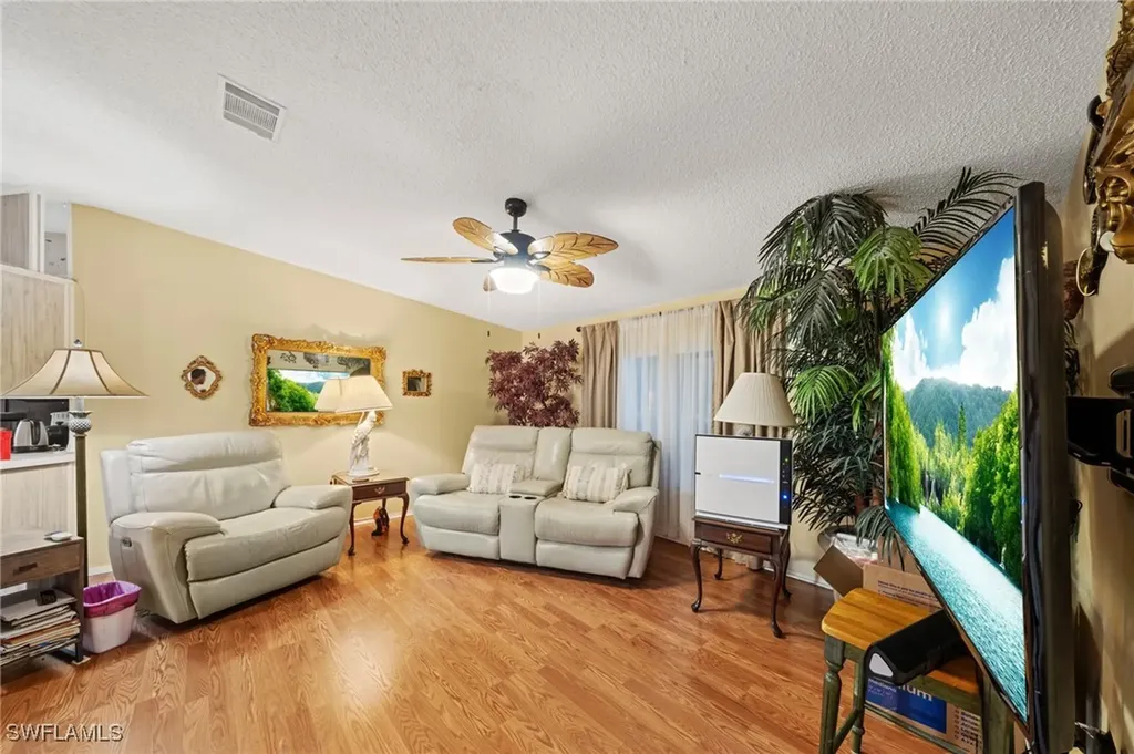 919 Manatee Road Naples FL 34114