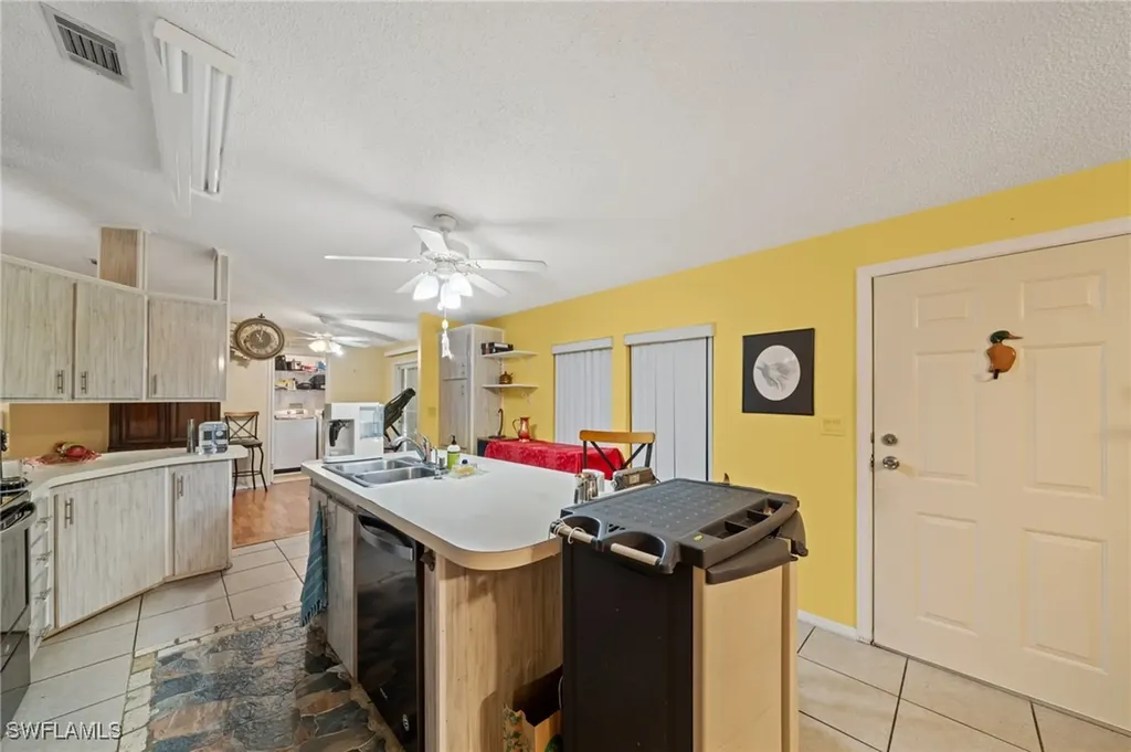 919 Manatee Road Naples FL 34114