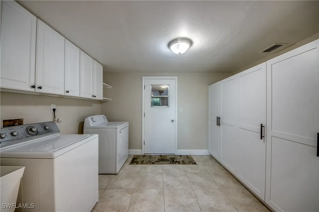 5549 Westwind Lane Fort Myers FL 33919