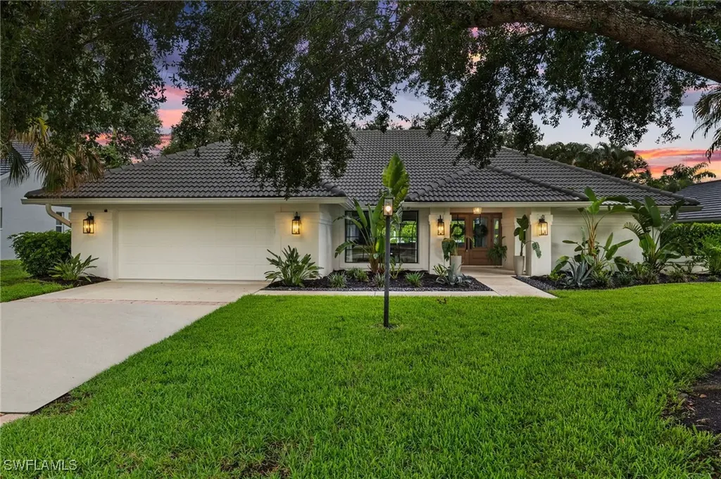 7658 Ponte Verde Way Naples FL 34109
