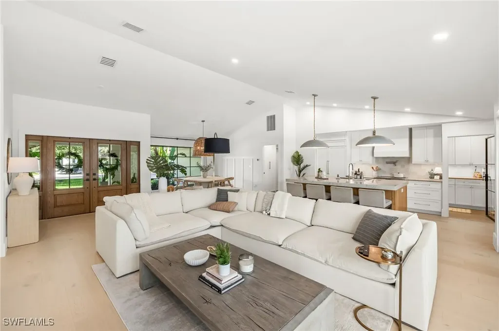 7658 Ponte Verde Way Naples FL 34109