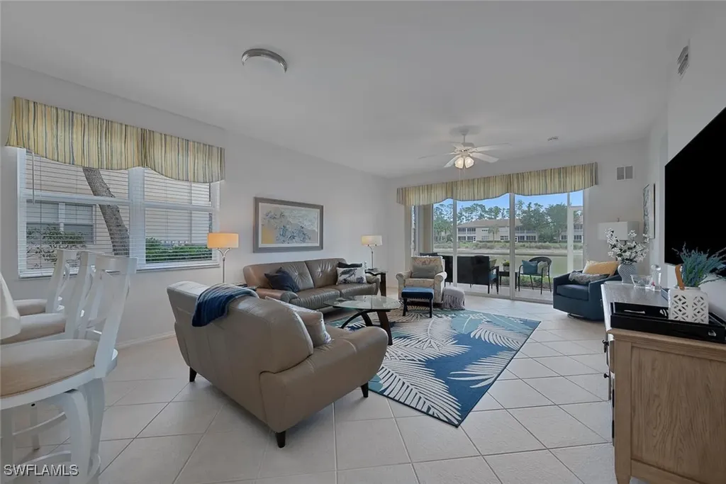 3993 Bishopwood Court E Naples FL 34114