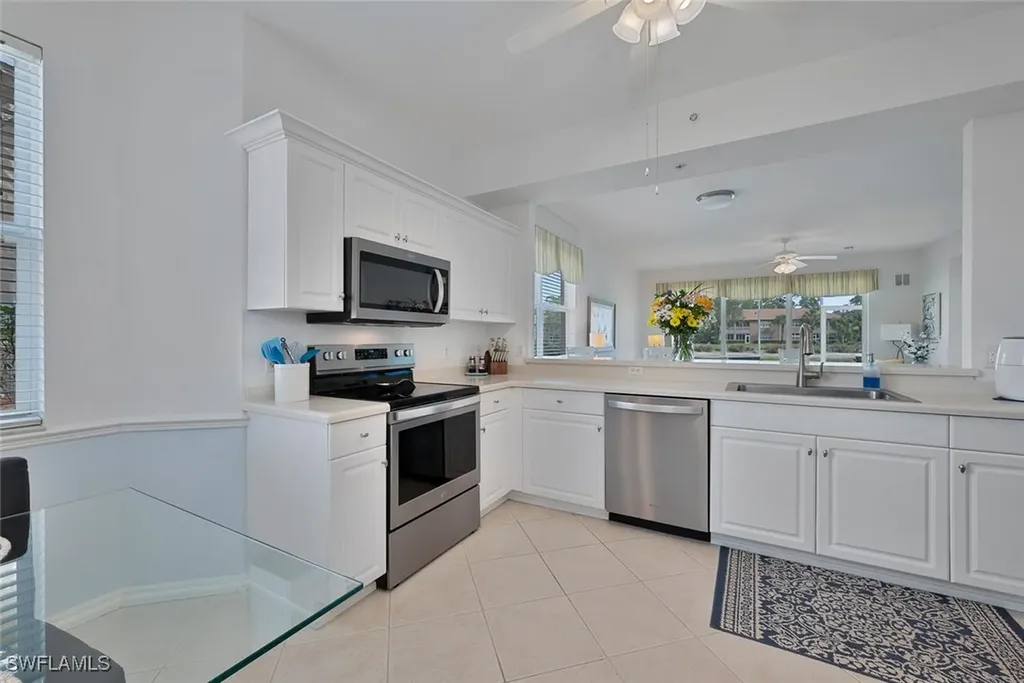 3993 Bishopwood Court E Naples FL 34114
