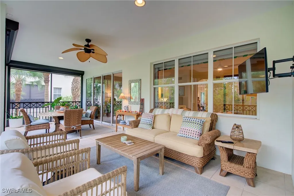 2855 Tiburon Boulevard E Naples FL 34109