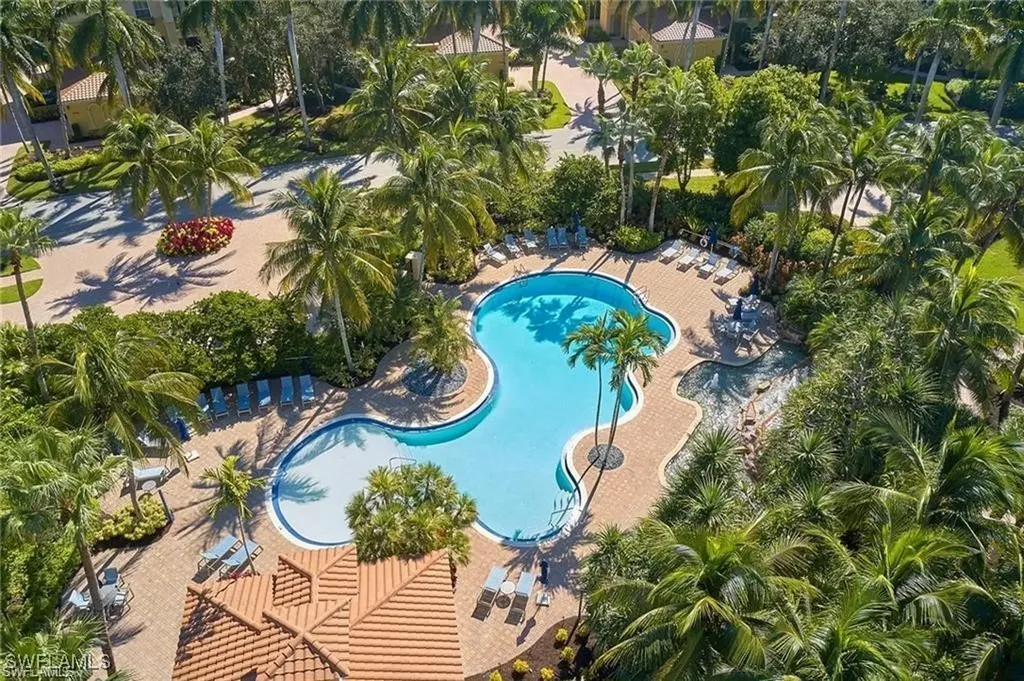 2855 Tiburon Boulevard E Naples FL 34109