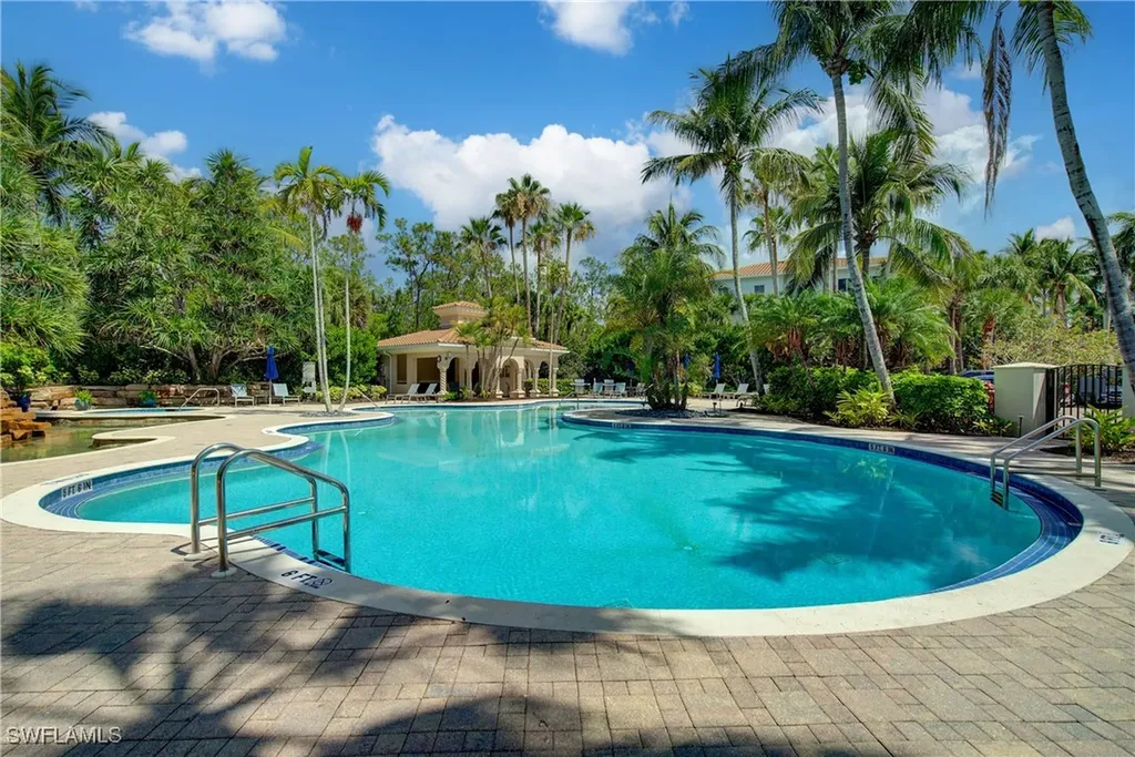 2855 Tiburon Boulevard E Naples FL 34109