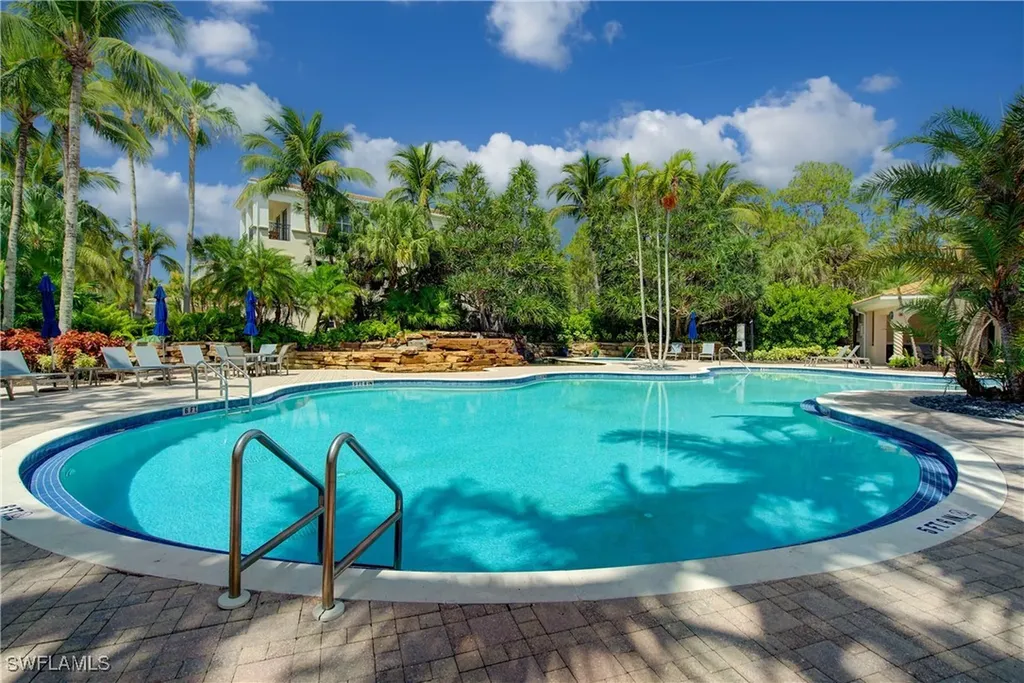2855 Tiburon Boulevard E Naples FL 34109