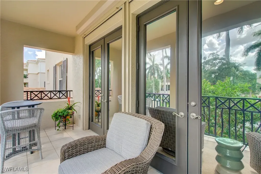 2855 Tiburon Boulevard E Naples FL 34109