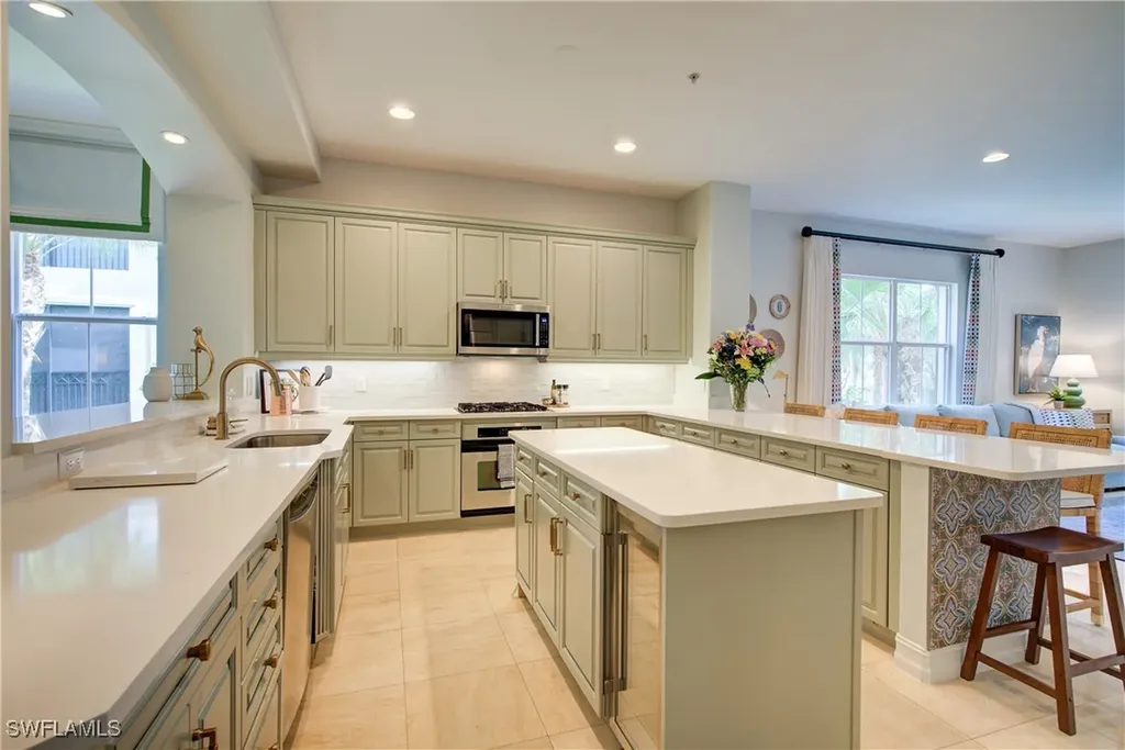 2855 Tiburon Boulevard E Naples FL 34109
