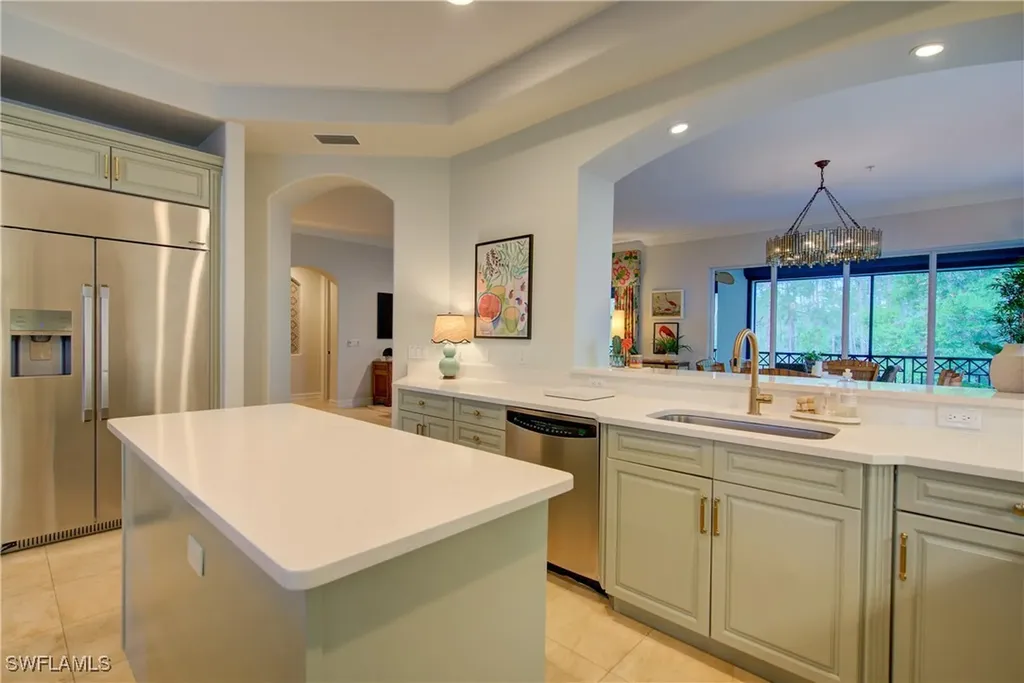 2855 Tiburon Boulevard E Naples FL 34109