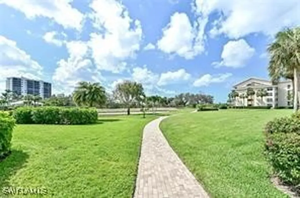 360 Horse Creek Drive Naples FL 34110