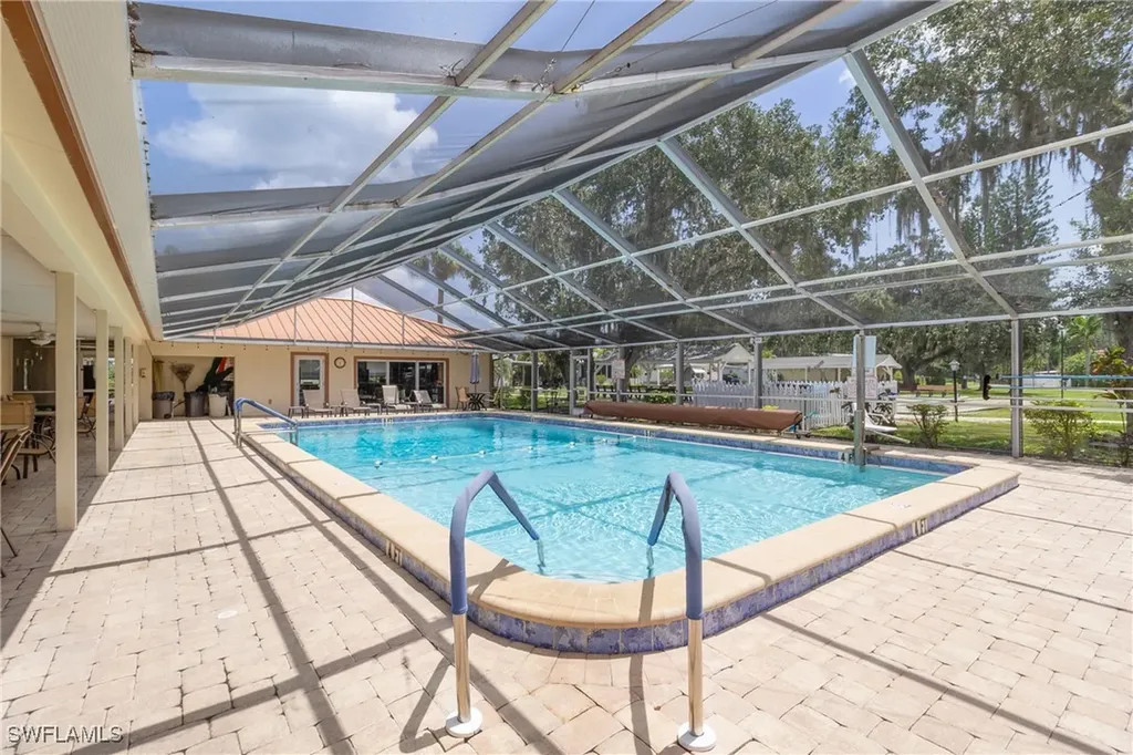 21 Aloe Street Alva FL 33920