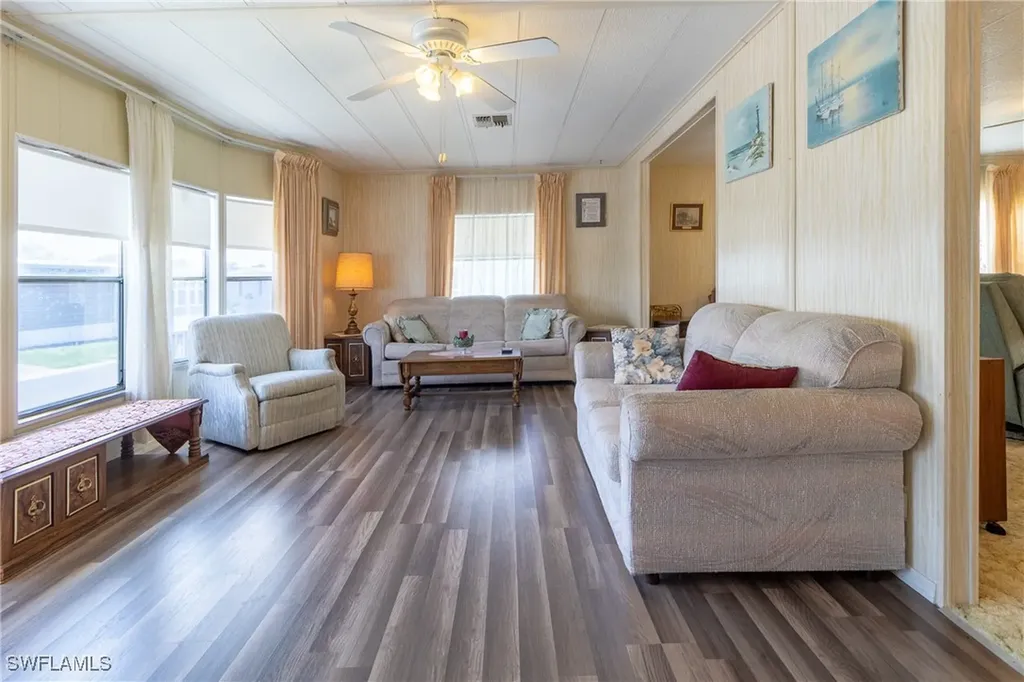 21 Aloe Street Alva FL 33920