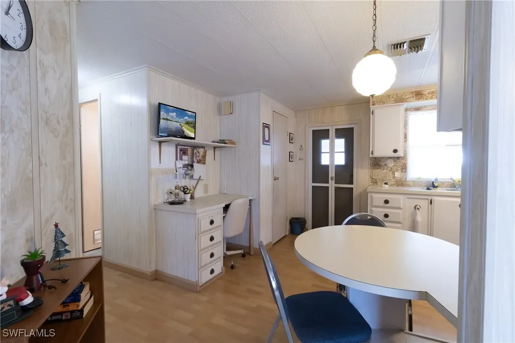 21 Aloe Street Alva FL 33920