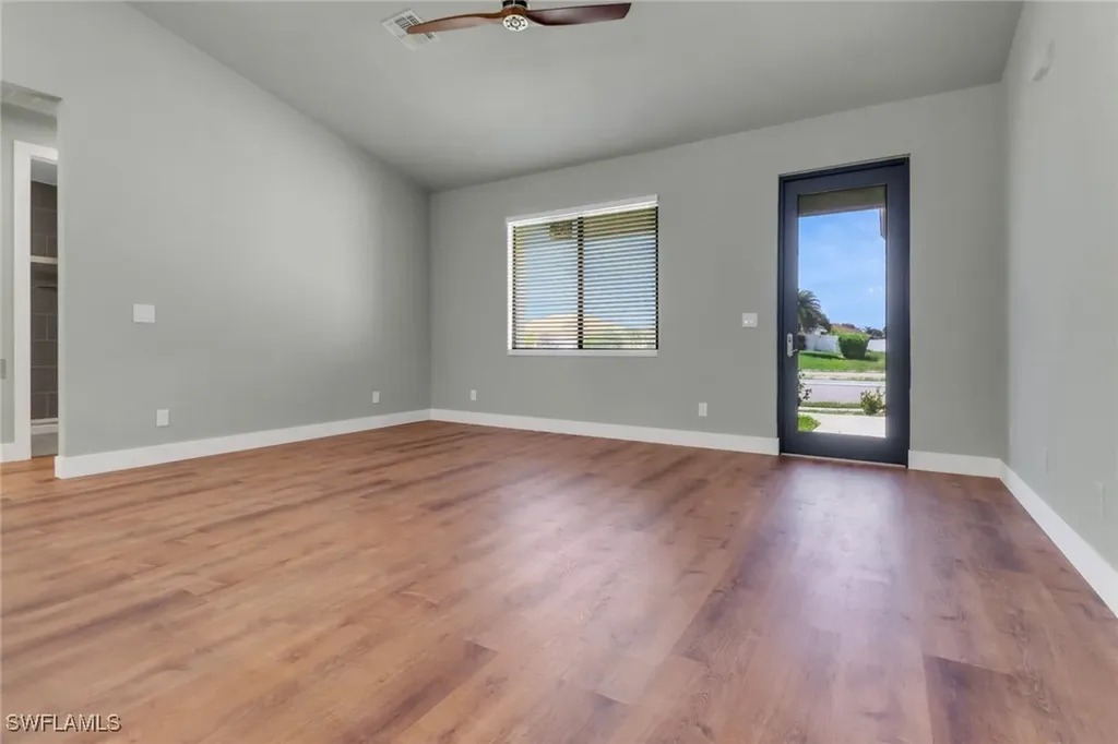18 Tropicana Parkway W Cape Coral FL 33993