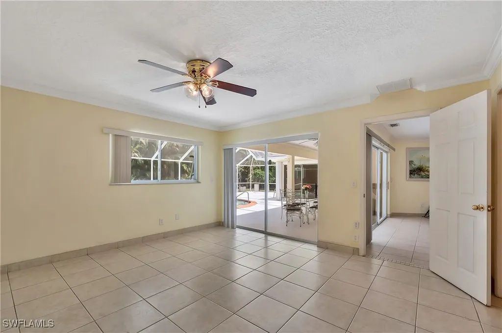 639 Pompano Drive Naples FL 34110