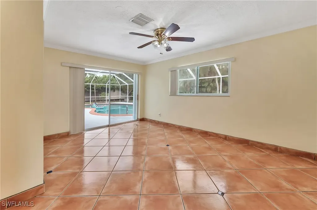 639 Pompano Drive Naples FL 34110