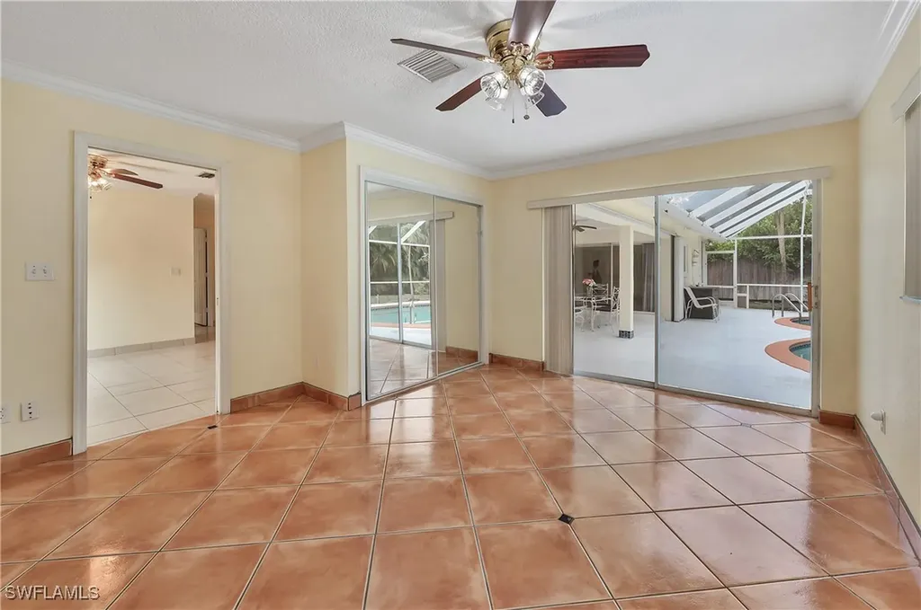 639 Pompano Drive Naples FL 34110