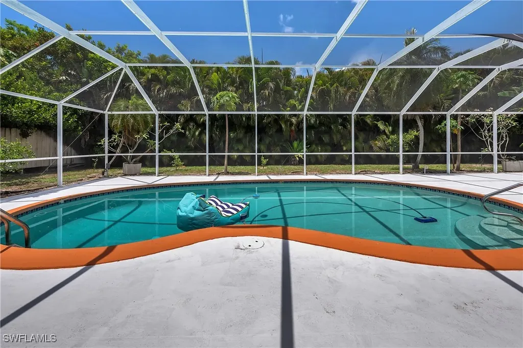 639 Pompano Drive Naples FL 34110