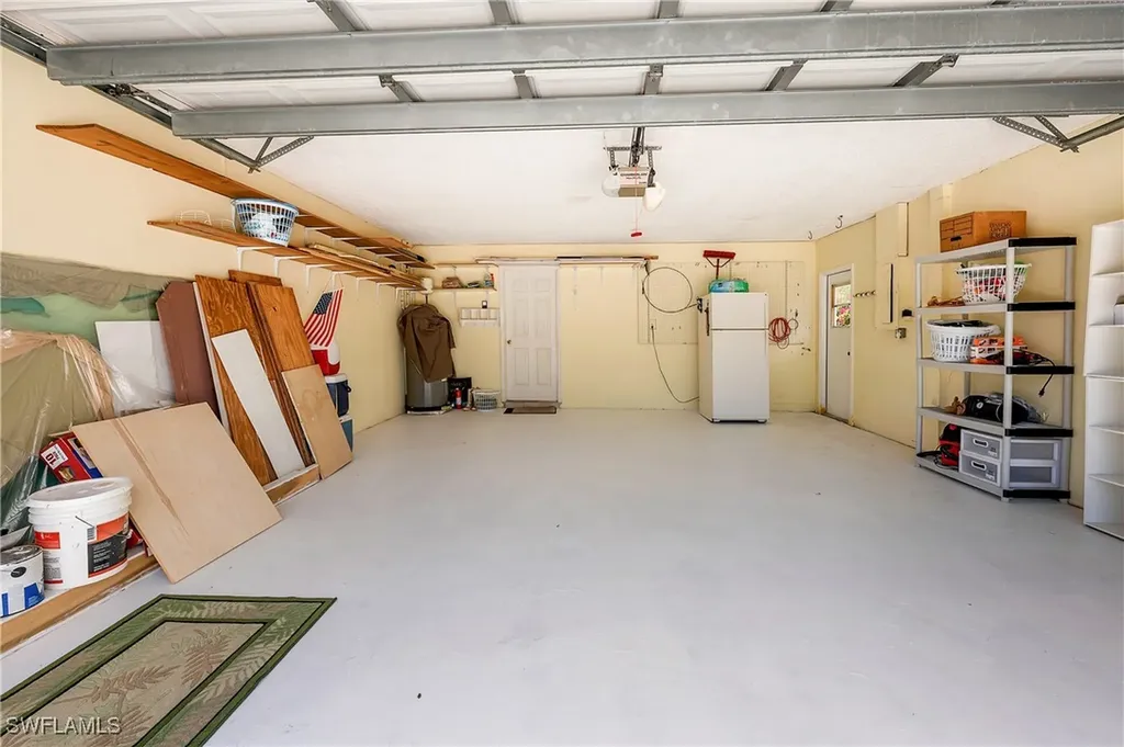 639 Pompano Drive Naples FL 34110