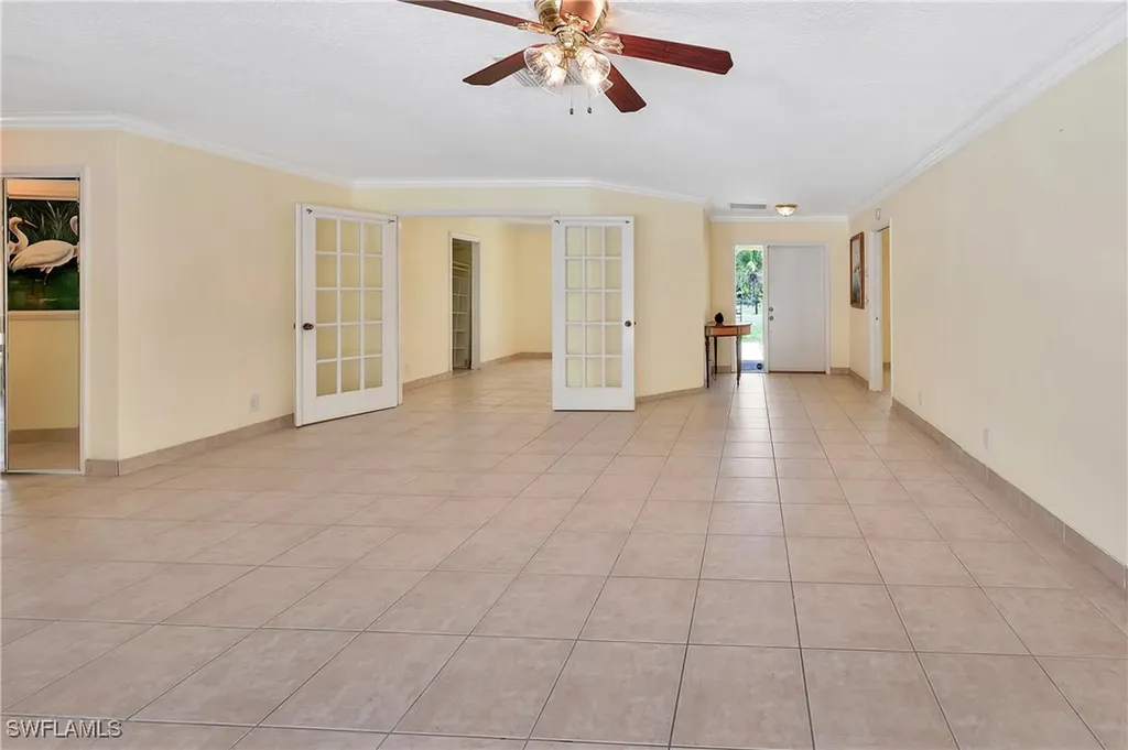 639 Pompano Drive Naples FL 34110