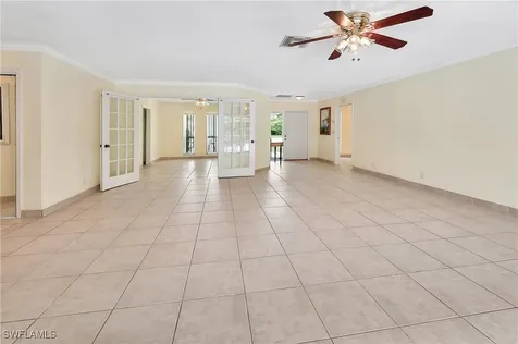 639 Pompano Drive Naples FL 34110