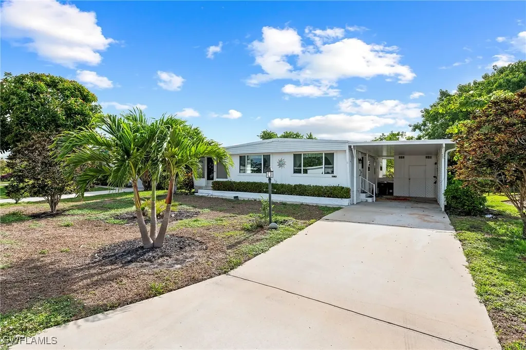 40 Le Mans Drive Naples FL 34112