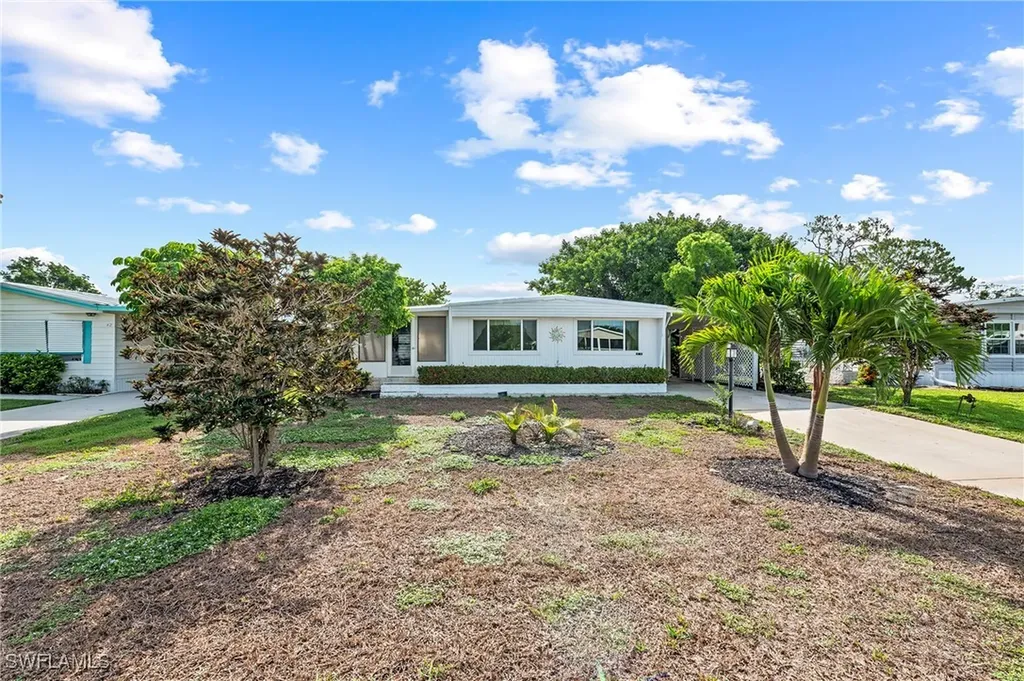 40 Le Mans Drive Naples FL 34112