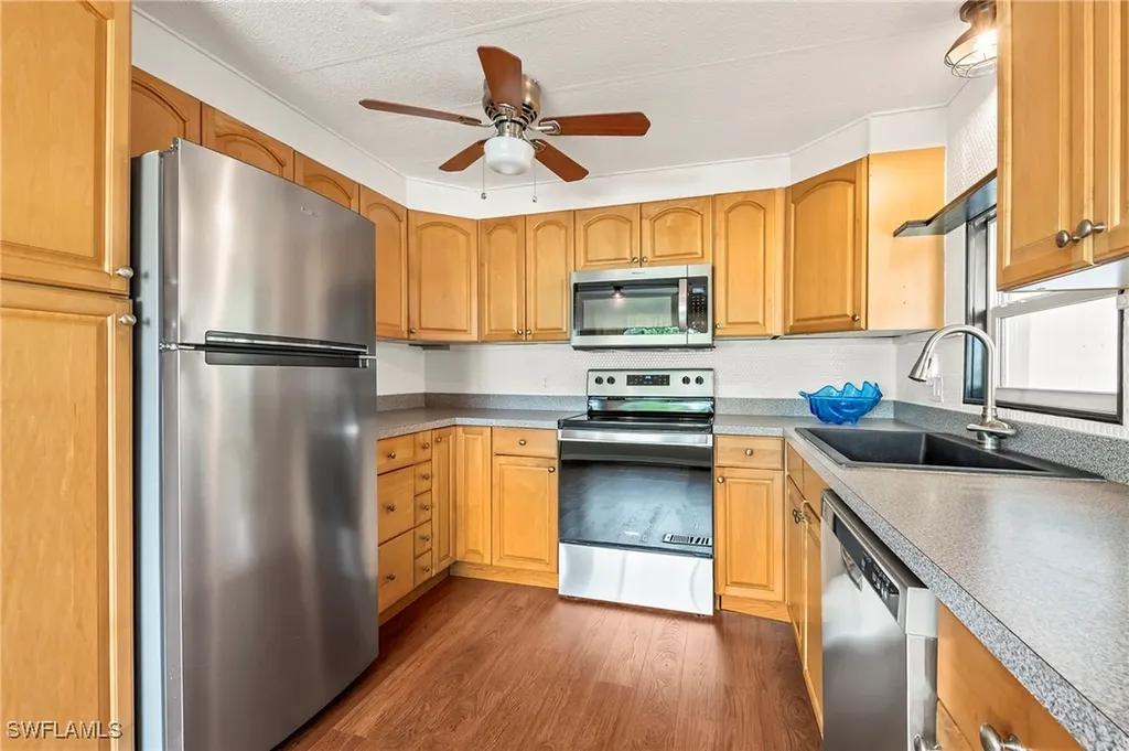 40 Le Mans Drive Naples FL 34112