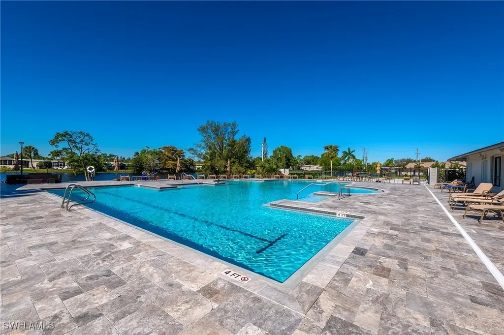 40 Le Mans Drive Naples FL 34112