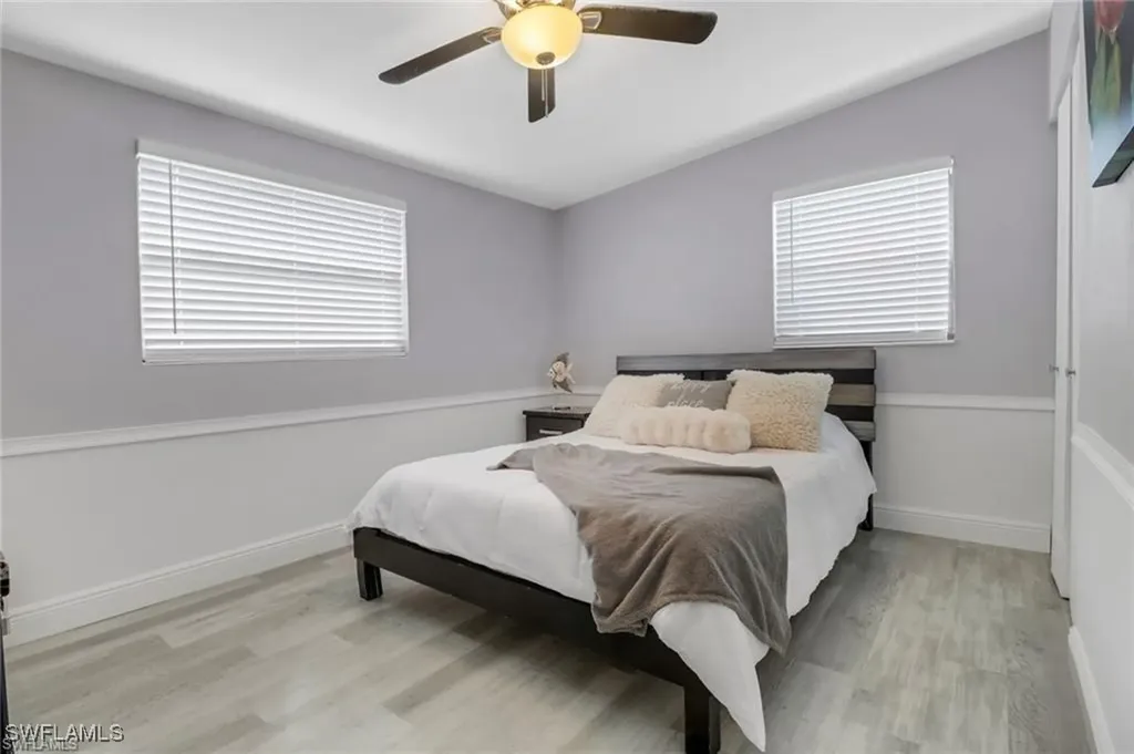 2047 Harbor Lane Naples FL 34104