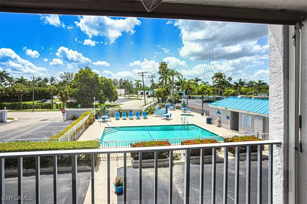 2885 Palm Beach Boulevard Fort Myers FL 33916