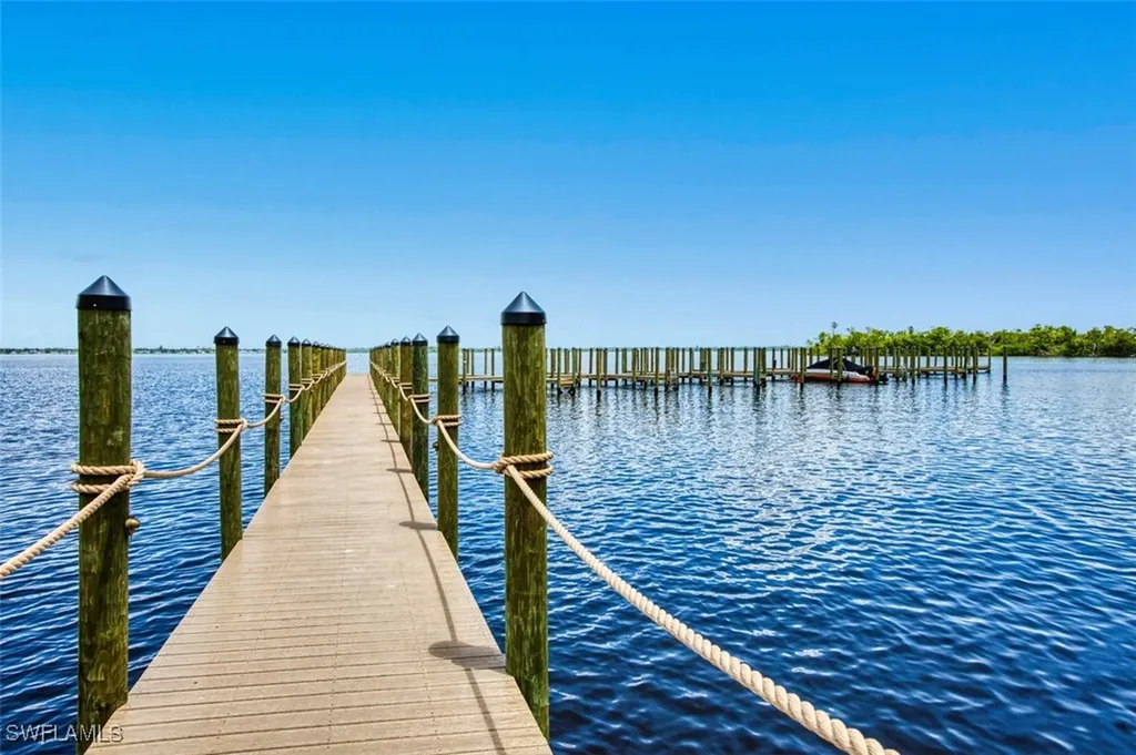 2885 Palm Beach Boulevard Fort Myers FL 33916