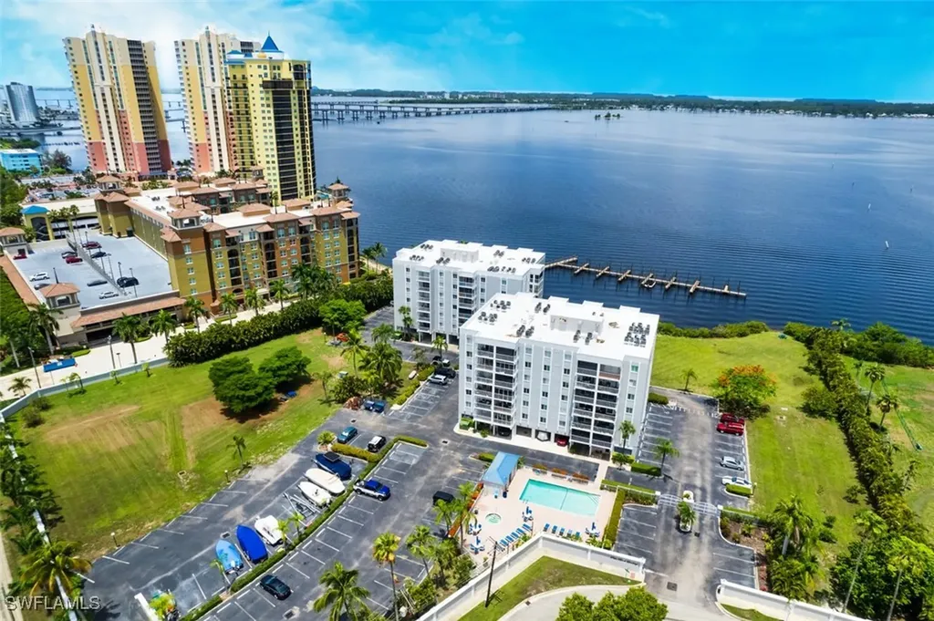 2885 Palm Beach Boulevard Fort Myers FL 33916