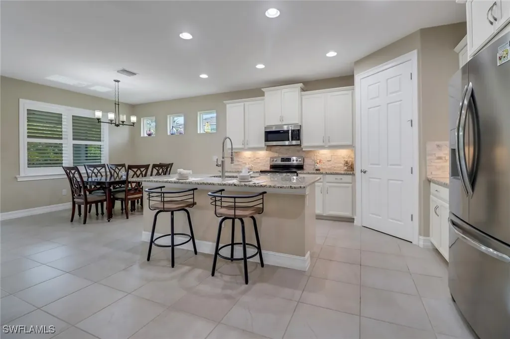 14594 Tropical Drive Naples FL 34114