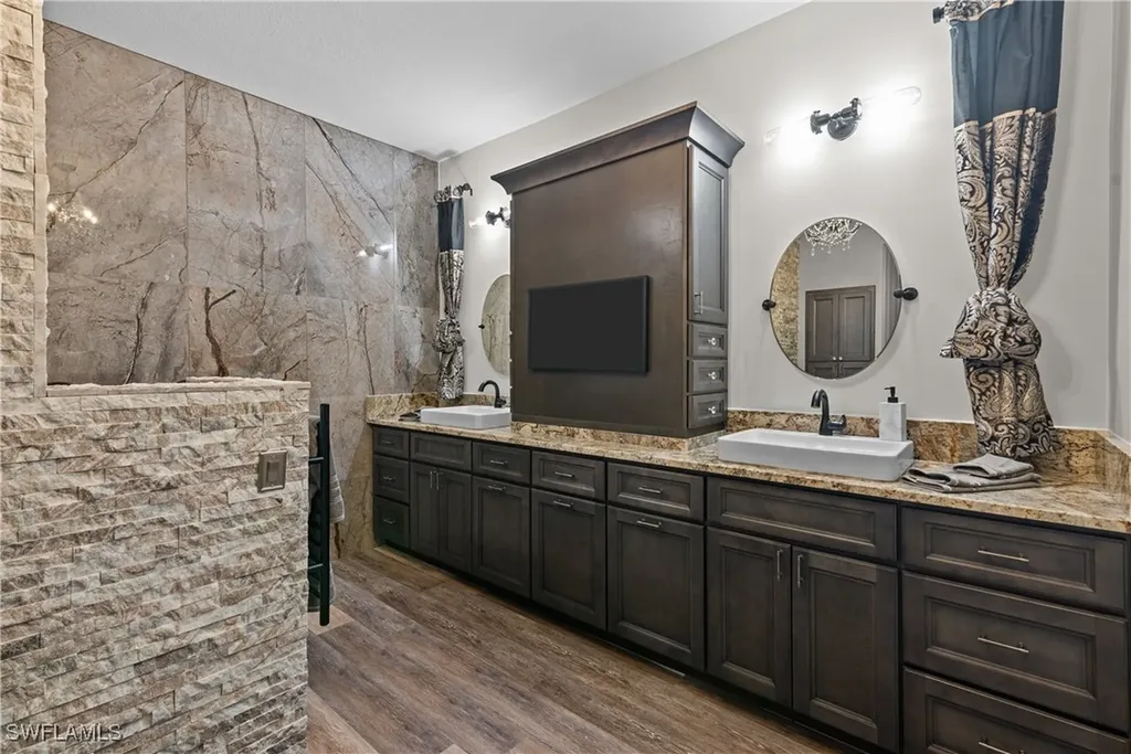 4235 SE 20th Place Cape Coral FL 33904