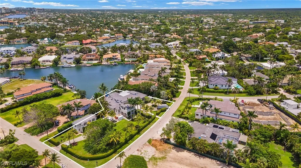 275 Spring Line Drive Naples FL 34102