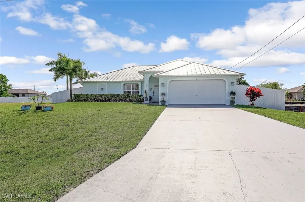 28 SW 21st Avenue Cape Coral FL 33991