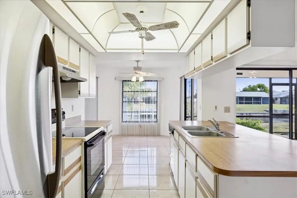 1449 SE 16th Street Cape Coral FL 33990