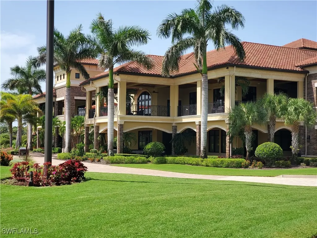 9521 Avellino Way Naples FL 34113