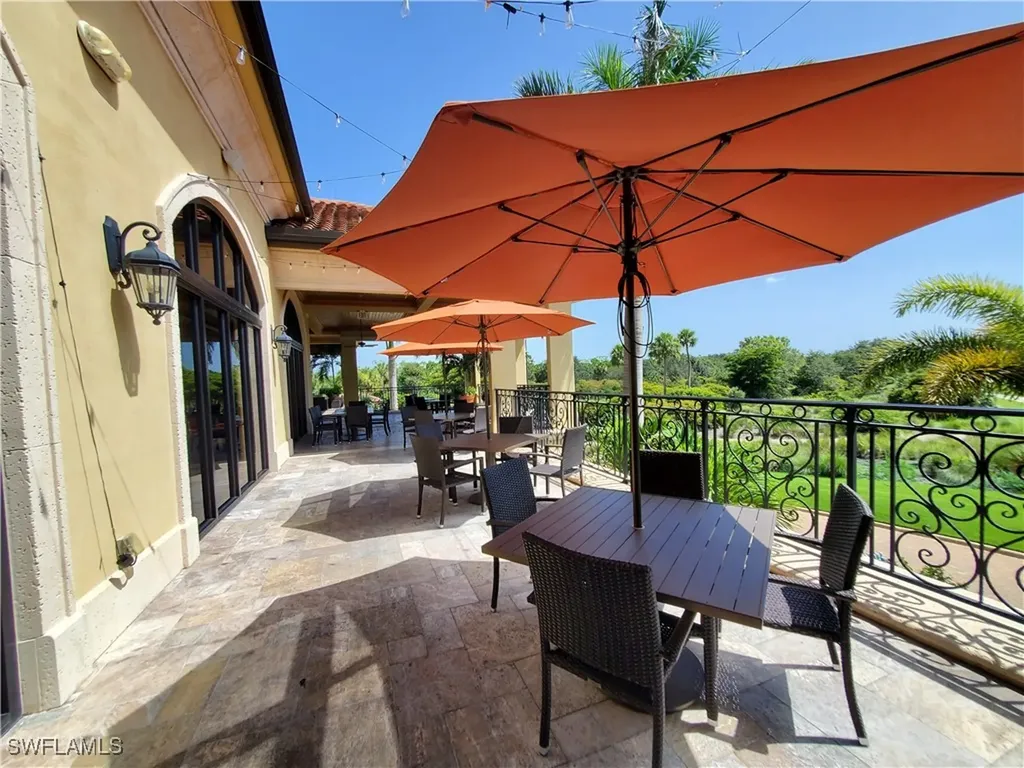 9521 Avellino Way Naples FL 34113