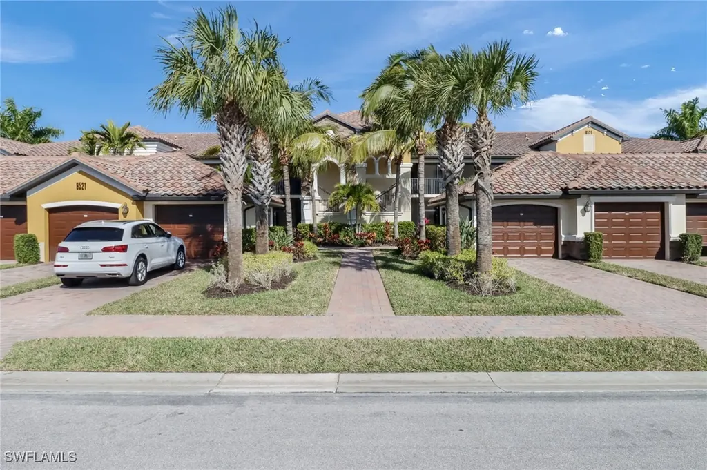 9521 Avellino Way Naples FL 34113