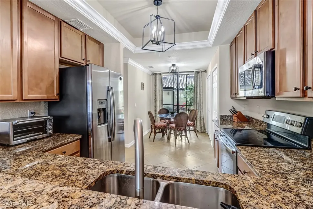 9521 Avellino Way Naples FL 34113