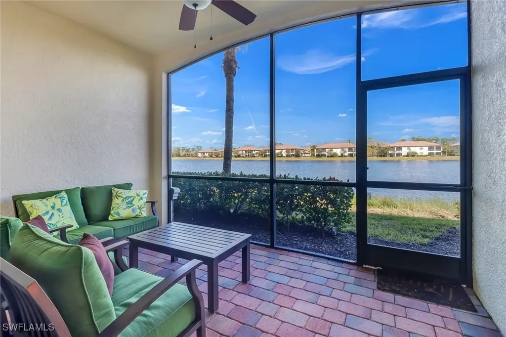 9521 Avellino Way Naples FL 34113