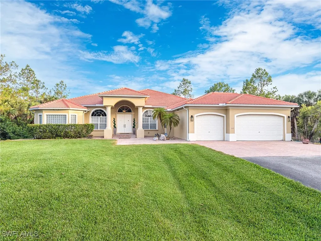 1640 Golden Gate Boulevard W Naples FL 34117