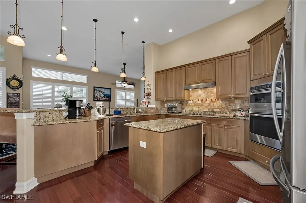 1640 Golden Gate Boulevard W Naples FL 34117